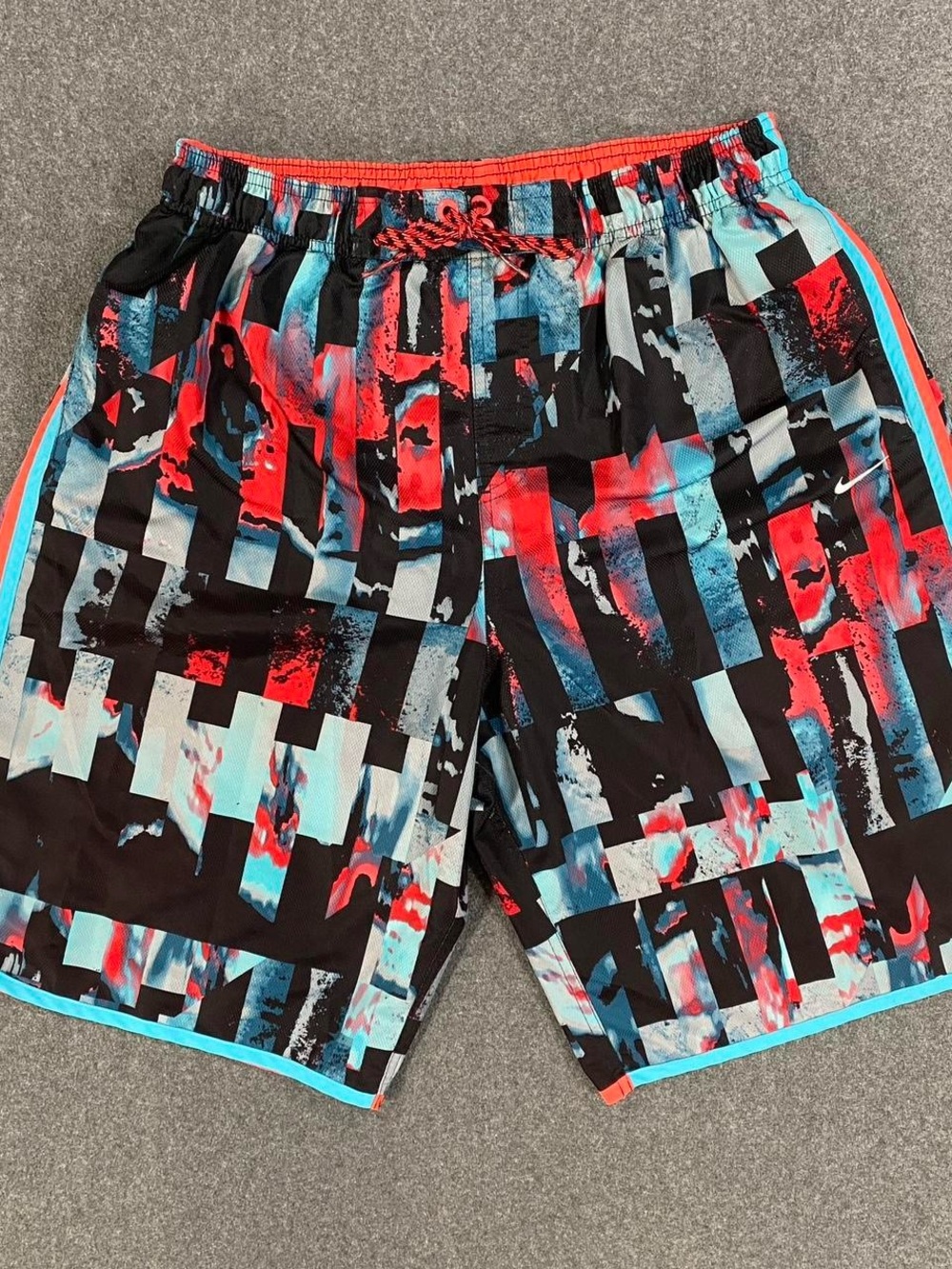 Nike Swim Trunks Mens L Watercolor Neon Red Blue Geometric Surfer Board Shorts